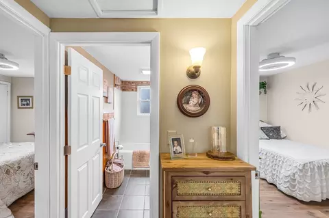 98 Pine Grove St, Springfield, MA 01119 photo 25