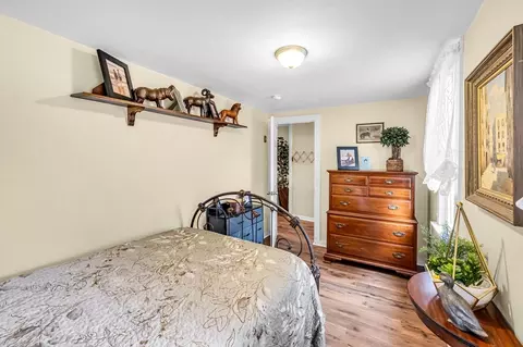98 Pine Grove St, Springfield, MA 01119 photo 35