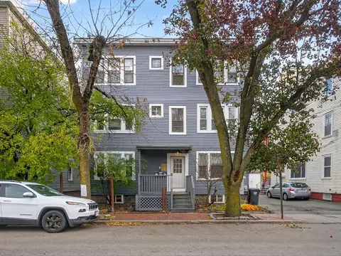 114 Elm St, Cambridge, MA 02139