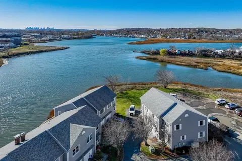28 Margin St #A, Lynn, MA 01905