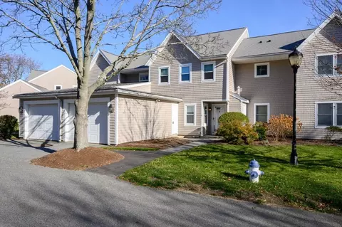6 Schooner Ln #6, Quincy, MA 02171