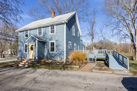 754 Park St, Attleboro, MA 02703
