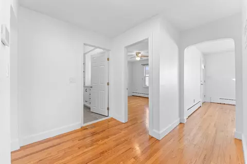 243 Oak Grove Ave, Fall River, MA 02723 photo 7