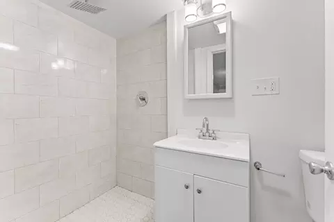 243 Oak Grove Ave, Fall River, MA 02723 photo 19