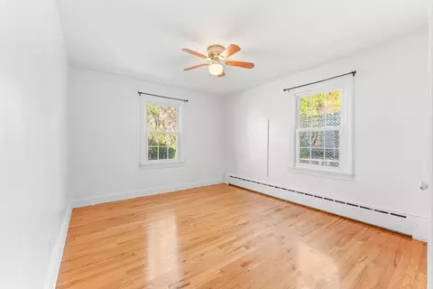 243 Oak Grove Ave, Fall River, MA 02723 photo 14