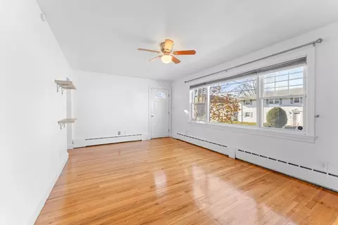 243 Oak Grove Ave, Fall River, MA 02723 photo 6