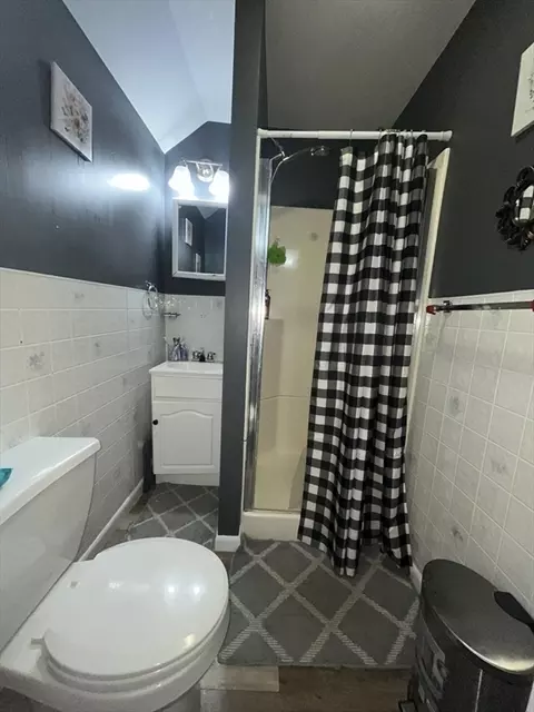 68 Suffolk St, Worcester, MA 01604 photo 25