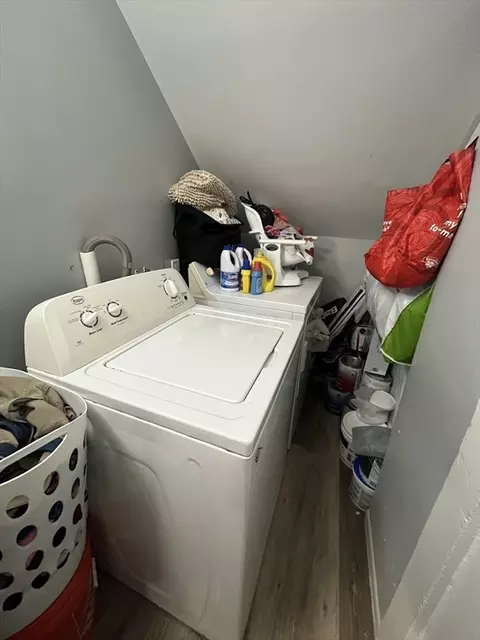68 Suffolk St, Worcester, MA 01604 photo 24