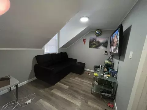 68 Suffolk St, Worcester, MA 01604 photo 16