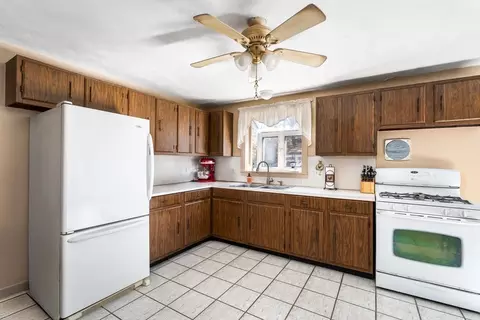 331 Grand Valley Rd, Springfield, MA 01128 photo 10