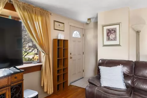 331 Grand Valley Rd, Springfield, MA 01128 photo 15