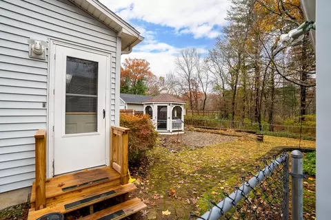 331 Grand Valley Rd, Springfield, MA 01128 photo 29