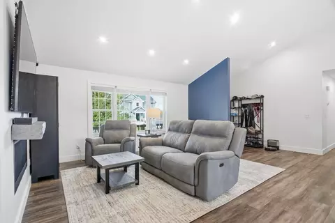 39 Jean Cir, Chicopee, MA 01020 photo 7