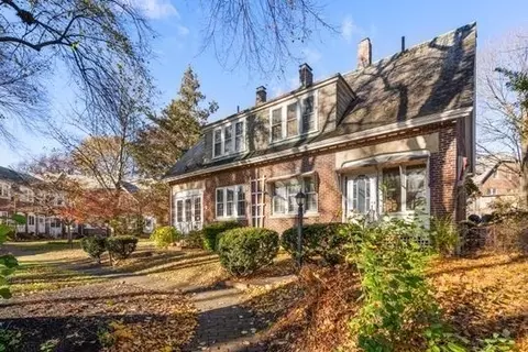 50 Southbourne Rd, Jamaica Plain, MA 02130