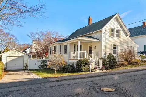 20 Haskell St, Gloucester, MA 01930