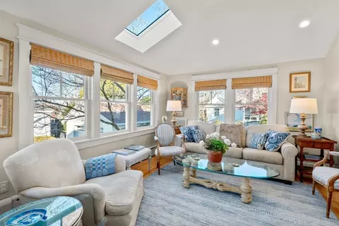 20 Haskell St, Gloucester, MA 01930 photo 2