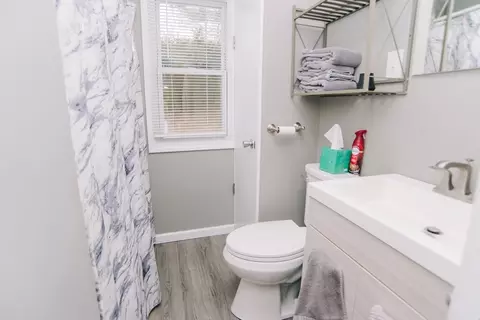 Bath - 63 Granger St, Springfield, MA 01119 photo 1 of 2
