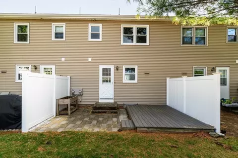 41 South St #11, Easthampton, MA 01027 photo 25