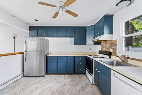 41 South St #11, Easthampton, MA 01027 photo 11