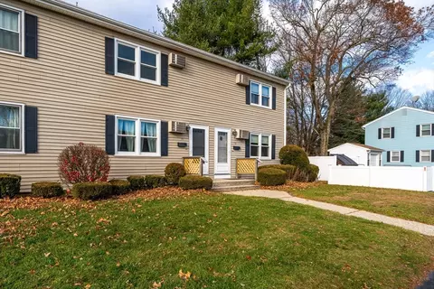 41 South St #11, Easthampton, MA 01027