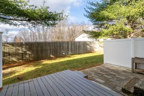 41 South St #11, Easthampton, MA 01027 photo 27