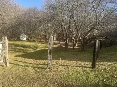340 Pendleton Ave, Chicopee, MA 01020 photo 7