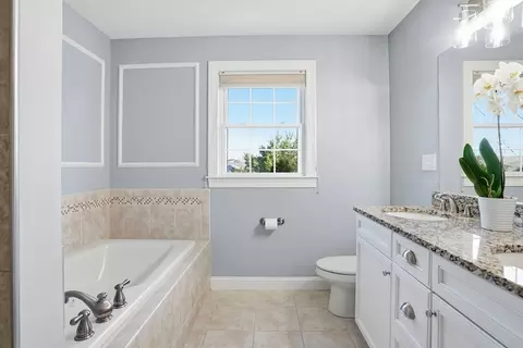 Bath - 29 Derby St, Framingham, MA 01701 photo 4 of 5