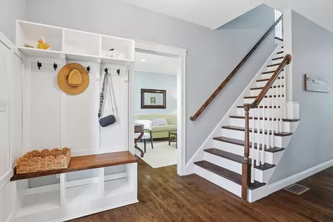 Entry Way - 29 Derby St, Framingham, MA 01701 photo 1 of 1