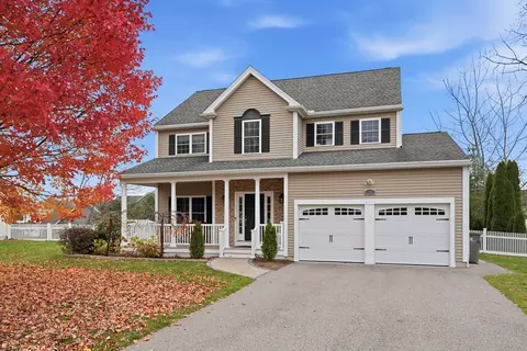 29 Derby St, Framingham, MA 01701