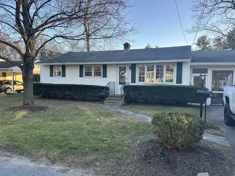 91 Eugene St, Leominster, MA 01453