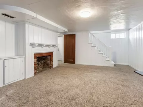 Living - 19 Roosevelt Ave, Springfield, MA 01118 photo 3 of 3