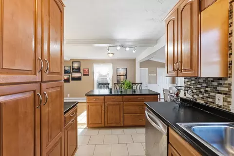 846 E Mountain Rd, Westfield, MA 01085 photo 11
