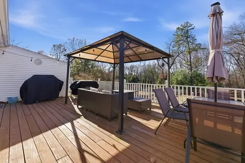 846 E Mountain Rd, Westfield, MA 01085 photo 36