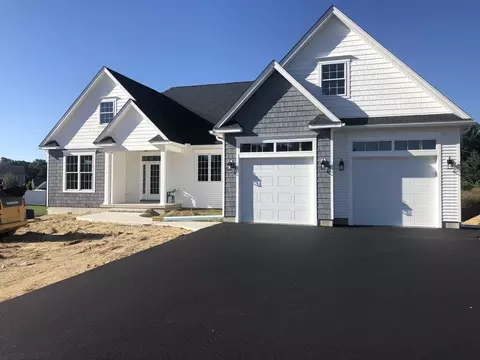 125 Pearl St, South Hadley, MA 01075