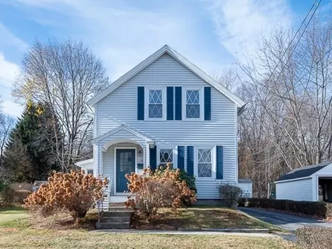 10 Steele St, Worcester, MA 01607