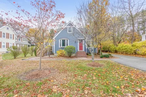 486 Washington St, Walpole, MA 02032