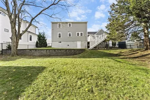 1052 Greendale Ave, Needham, MA 02492 photo 40
