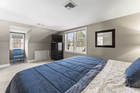 1052 Greendale Ave, Needham, MA 02492 photo 21