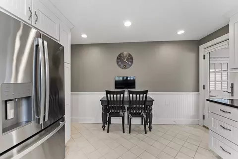 1052 Greendale Ave, Needham, MA 02492 photo 11