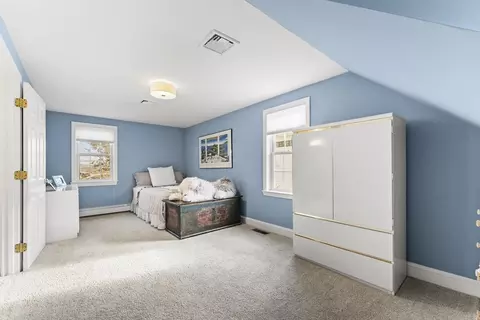 1052 Greendale Ave, Needham, MA 02492 photo 24