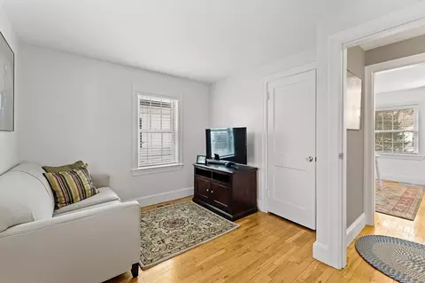 1052 Greendale Ave, Needham, MA 02492 photo 14