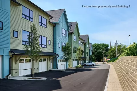 10 Hawley St #4C, Northampton, MA 01060