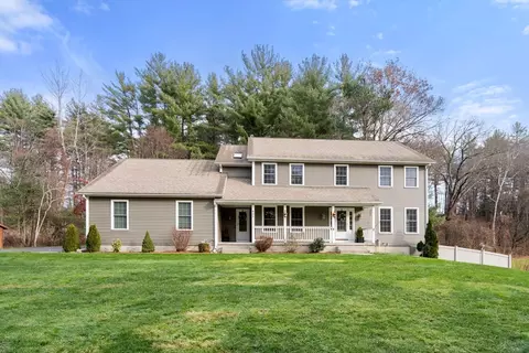 901 Shaker Rd, Westfield, MA 01085