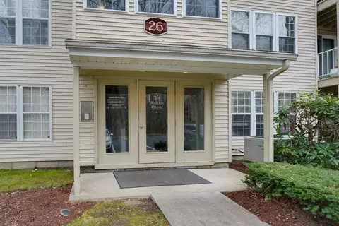 26 Walden Dr #4, Natick, MA 01760