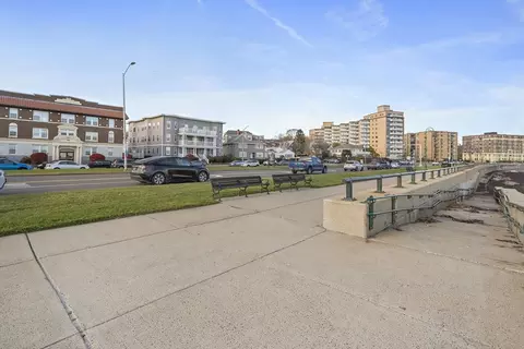 9 Beach Rd #4, Lynn, MA 01902