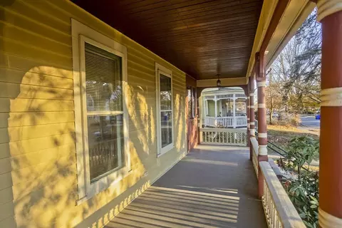 115 Thompson St, Springfield, MA 01109 photo 6