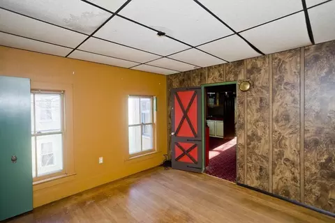 115 Thompson St, Springfield, MA 01109 photo 35