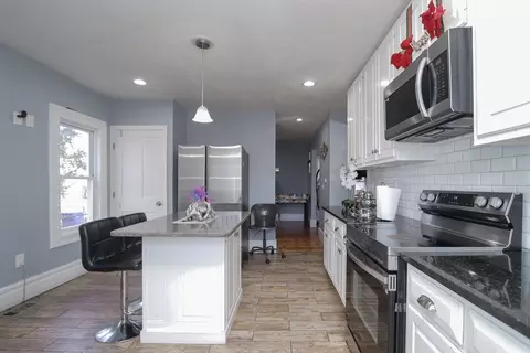 58 Willard Ave, Springfield, MA 01109 photo 13