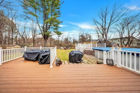 Exterior - 3 Stoddard St, Upton, MA 01568 photo 2 of 5