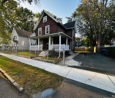 78 Lowell St, Springfield, MA 01107 photo 21